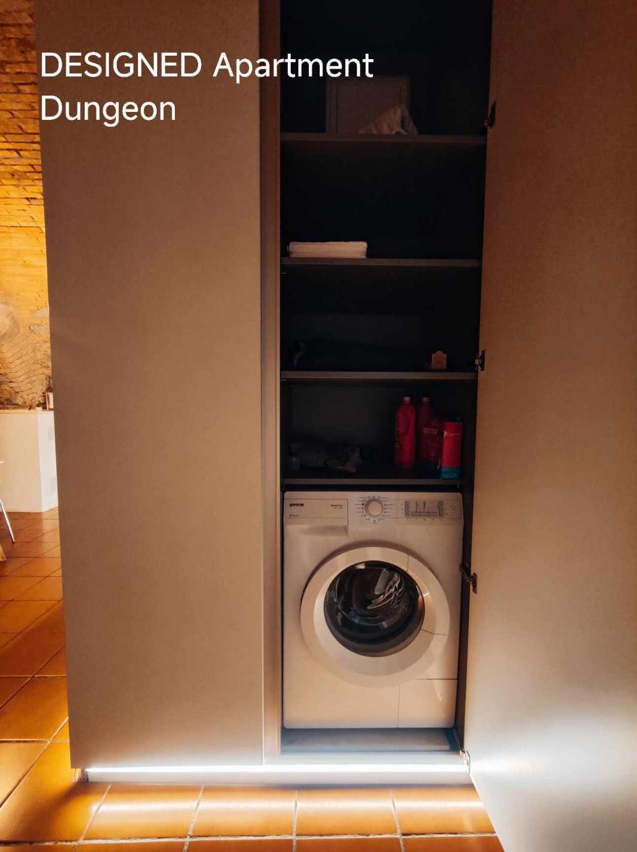 Dungeon Apartment ลูบลิยานา ภายนอก รูปภาพ